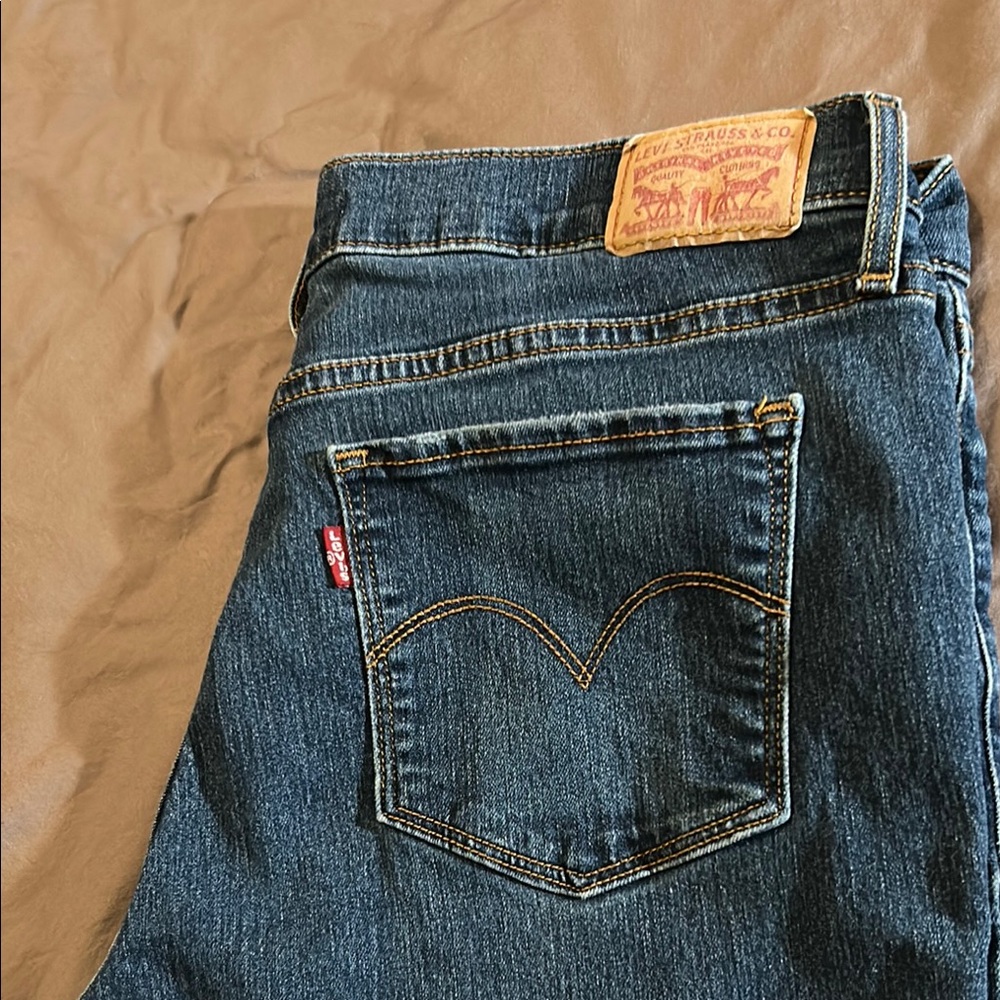 Levi's Blue Denim Jean Capris